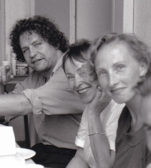 Margrit Meier zwischen Lorenz Claussen und Angelika Sachon, 1992.
